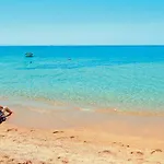 Hotell By The Sea Agia Anna
