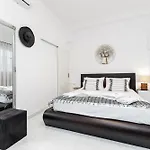 Hotell By The Sea Agia Anna